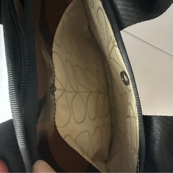 Orla Kiely hand carry crossbody handbag in Abacus Conker - Picture 9 of 12